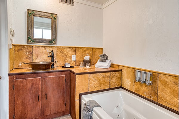 Downstairs Bathroom with Jetted Tub