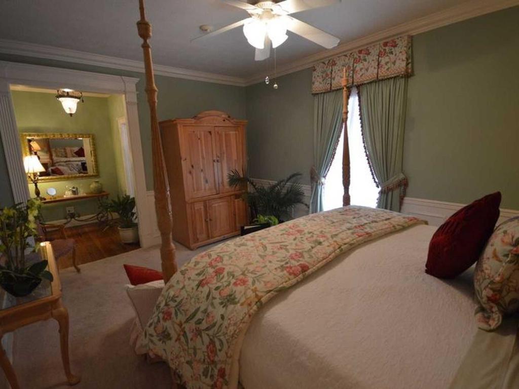 King bed