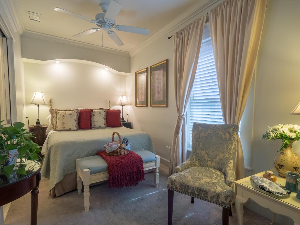 small bedroom