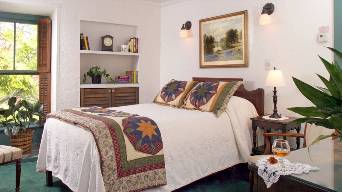Queen Bed