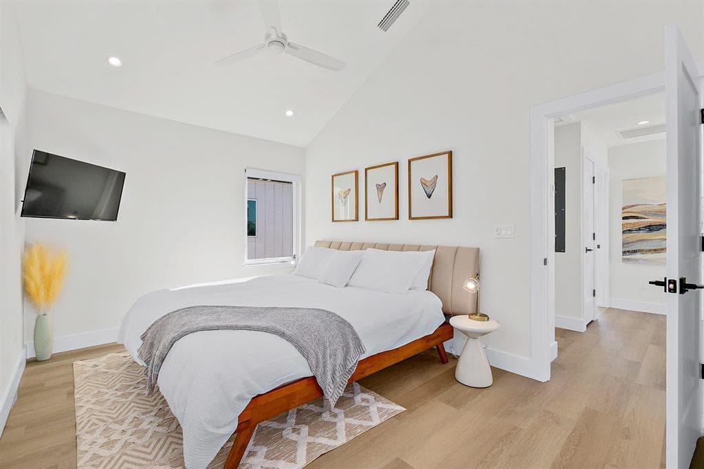 2nd Bedroom