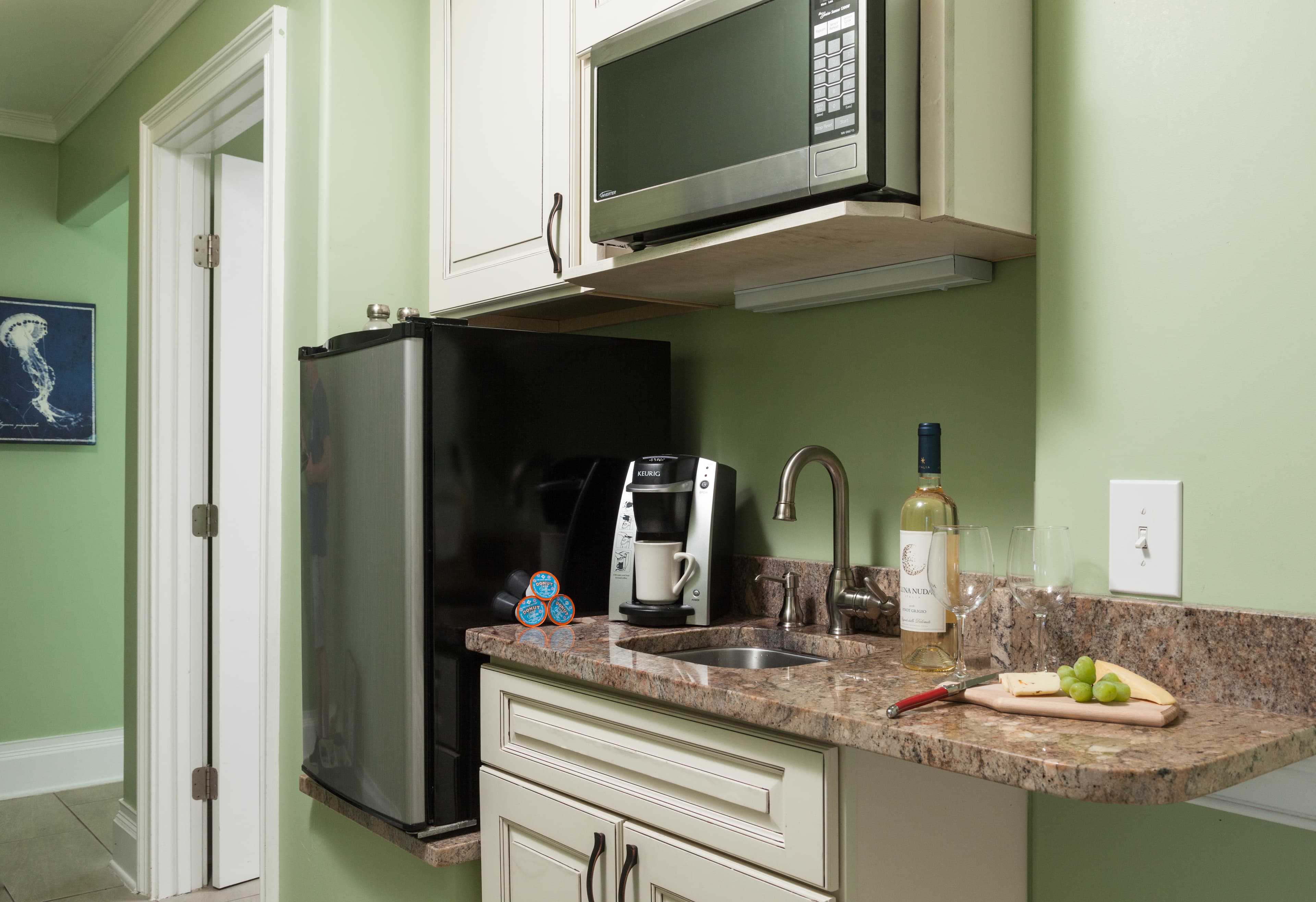 mini fridge sink and microwave