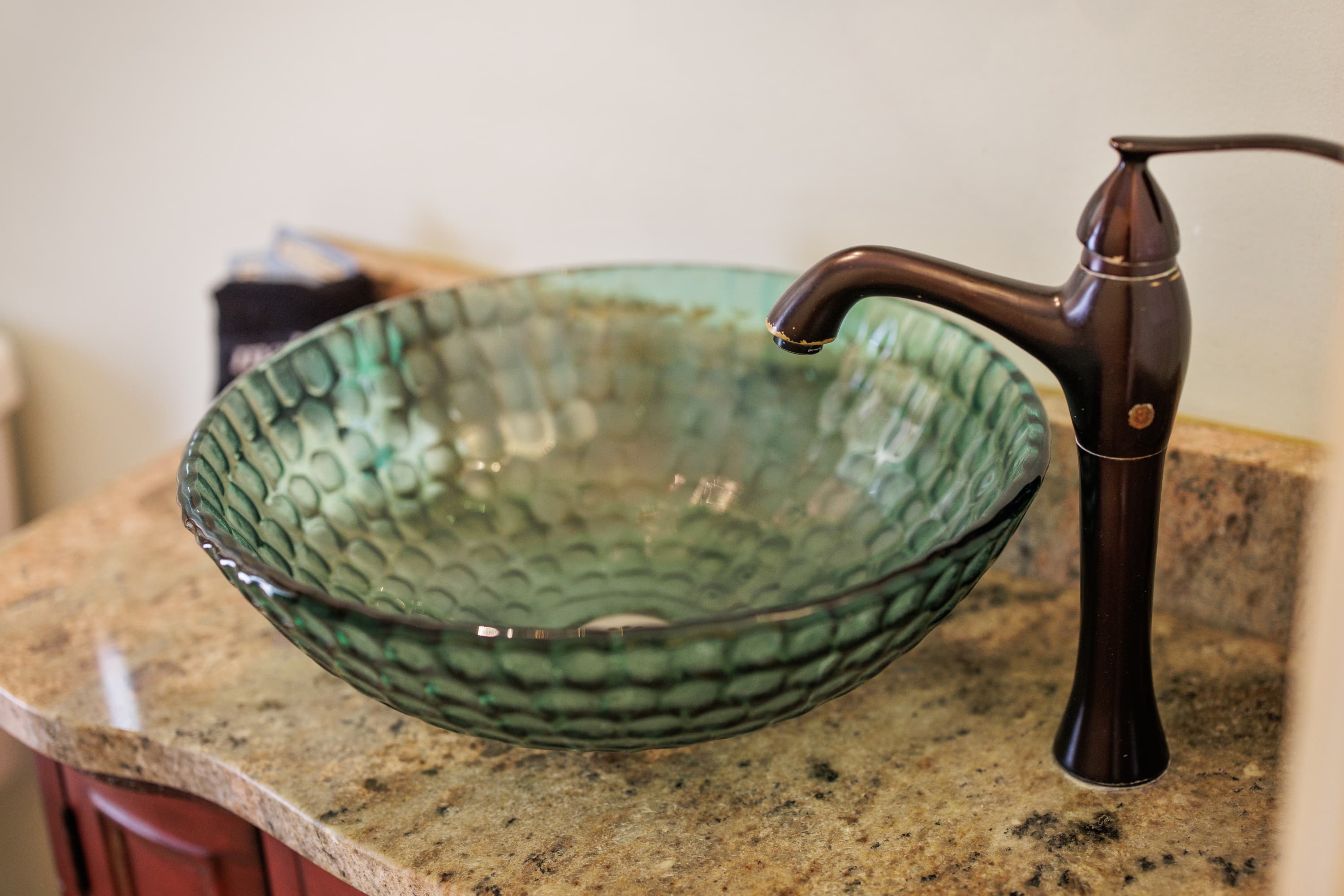 green art deco sink
